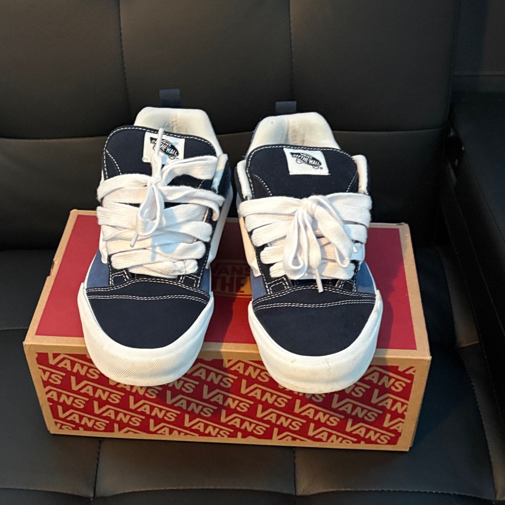new school Vans  Blue and White Low-Tops